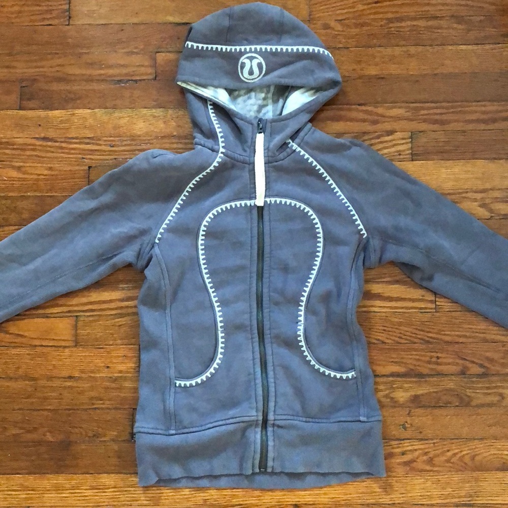 Limited edition lululemon hoodie size 4